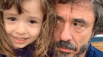 Pablo Granados y su nieta Bernarda