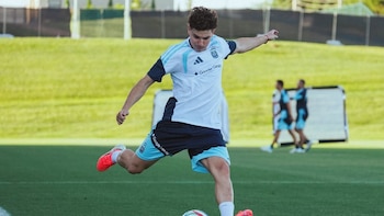 Cómo está Julián Álvarez de su lesión: el tratamiento especial de cara al debut de la selección argentina en el Mundial 2026