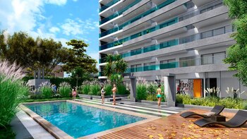 La piscina y las áreas