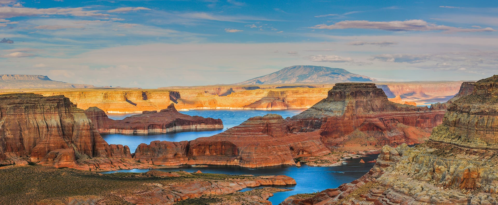 Explorar cañones y navegar exige prever alternativas de alimentación y hospedaje para evitar contratiempos (Unsplash)