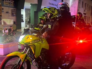 El procedimiento policial se desarrolló tras un intento de agresión a una persona en condición de calle en Bucaramanga - crédito Policía Bucaramanga