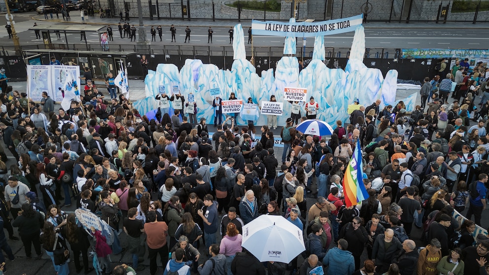 24U7YRAEEZB2ZFO7PHIQLWMDEU