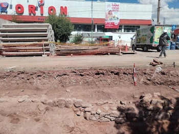 Excavaciones para ductos y buzones permitieron detectar la estructura. Gob