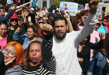 Los acusados llegaron acompañados por la militancia del partido libertad y refundación. (Foto: Redes sociales)