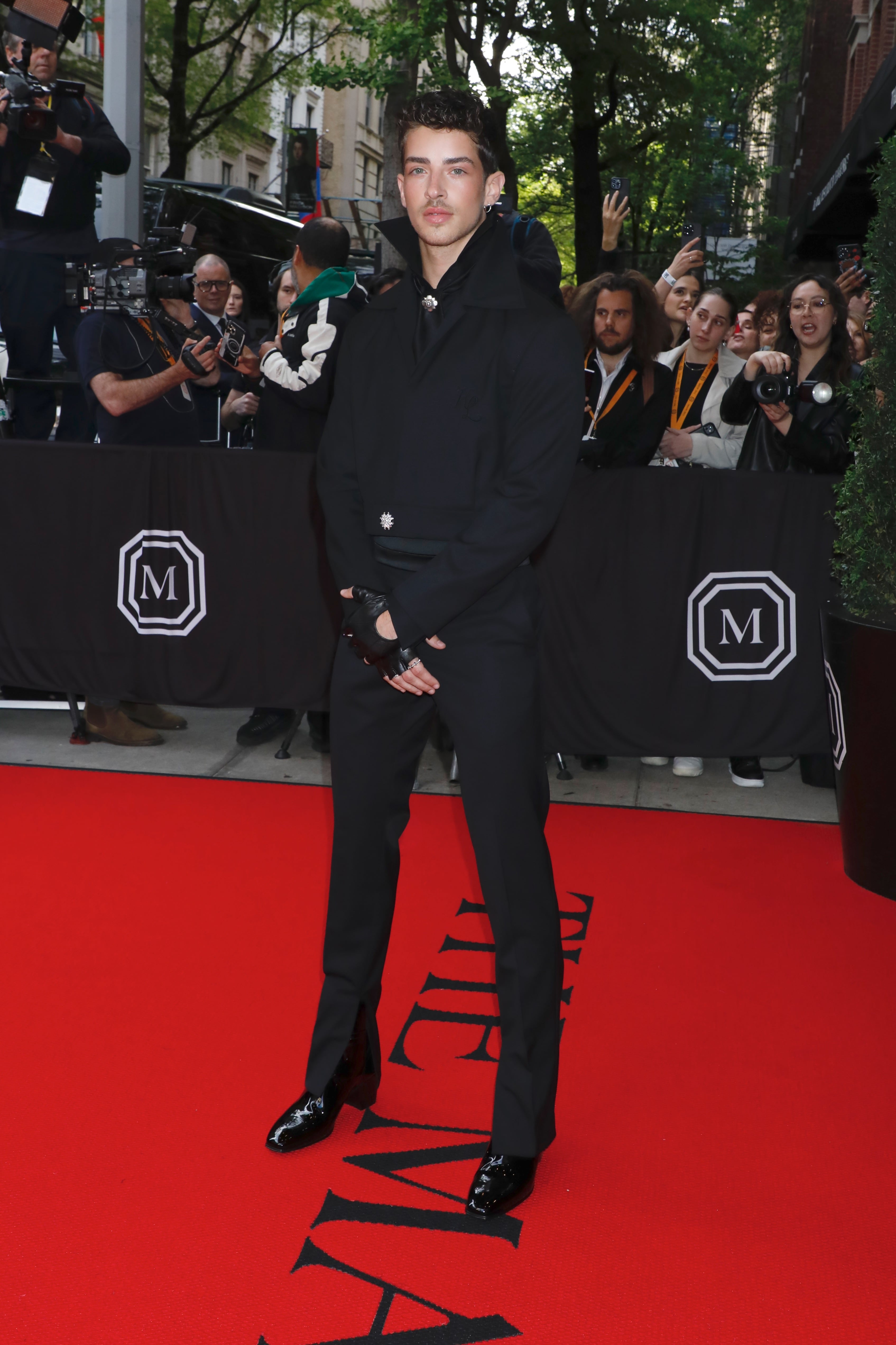 Manu Ríos en la Gala Met del año 2024. (Grosby)