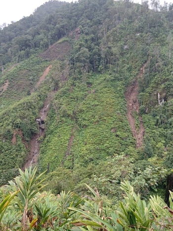 La Conred alertó por el aumento del caudal del río Polochic en Rancho Grande, El Estor, y recomendó no cruzar ríos ante las fuertes lluvias.