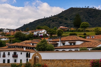 Monguí integra la Red Turística de Pueblos Patrimonio de Colombia y concentra visitas en su centro histórico, con calles empedradas, plaza principal y construcciones coloniales - crédito Google Maps/Imagen Ilustrativa Infobae
