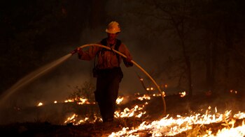 Cinco desaparecidos por un incendio