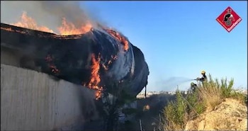 La 'caracola' del Parque de la Relajación ardió en 2020. (Bomberos)