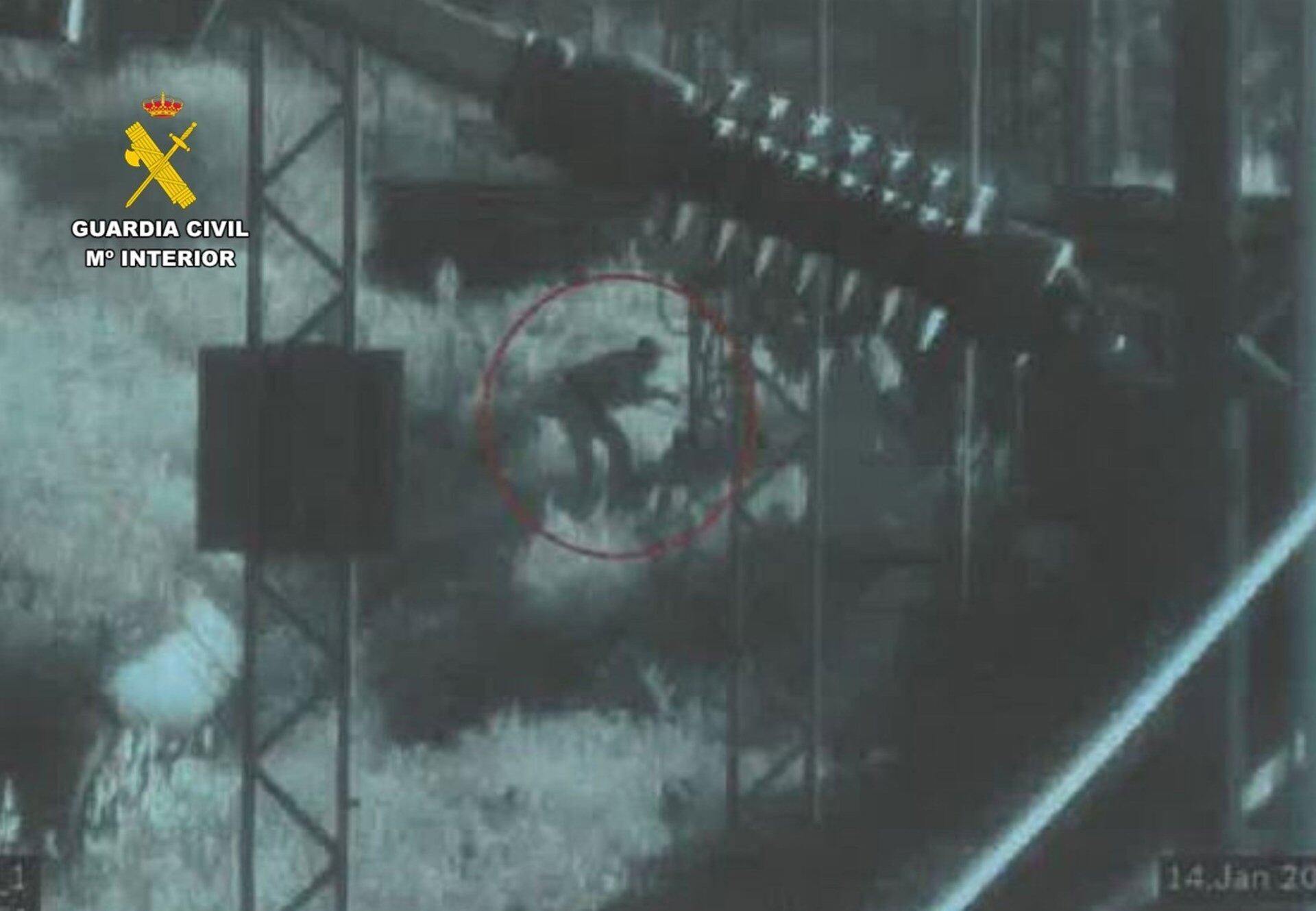 Detenido por 16 robos de cable de cobre en vías férreas de la provincia que afectaron a 76 trenes