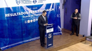 Gilberto Loya durante la conferencia