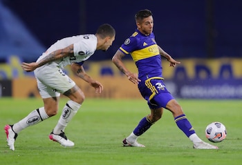 El mediocampista argentino, con títulos