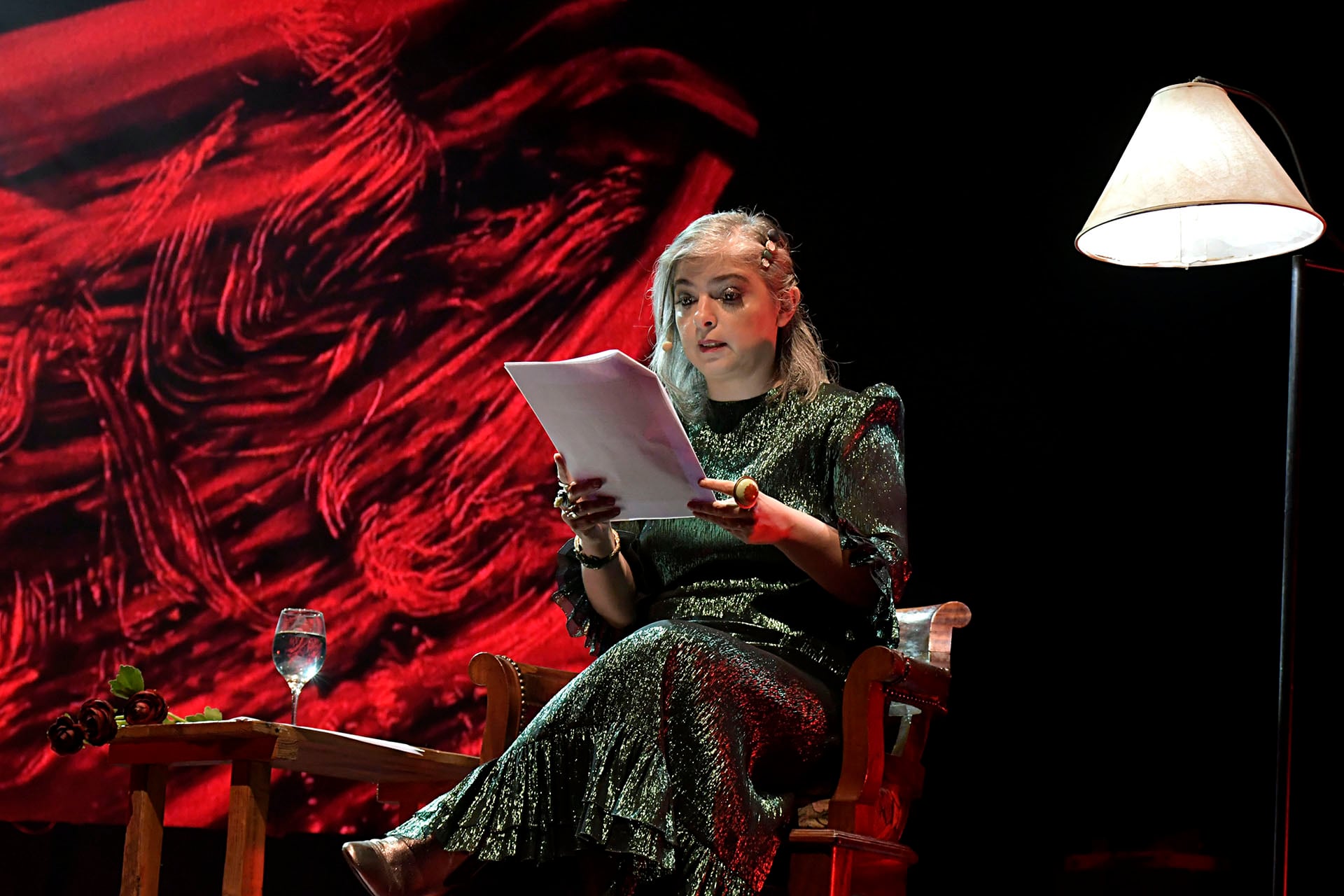 Mariana Enriquez durante su show