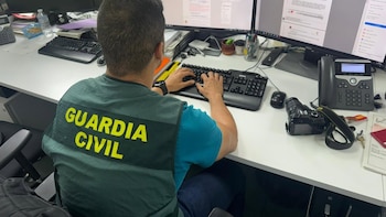 La Guardia Civil recupera 150.000 euros de una estafa amorosa iniciada a través de una aplicación