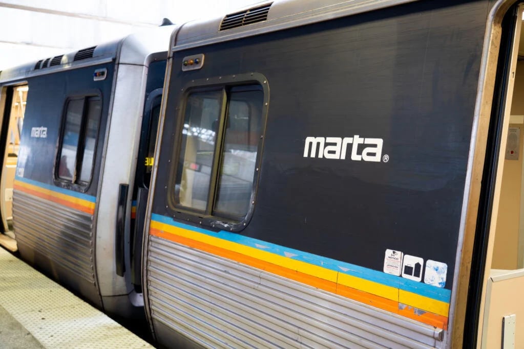 El asesinato de Margaret Swan en un tren de MARTA reactiva el debate sobre la seguridad en el transporte público de Atlanta