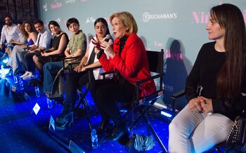 Guadalupe Loaeza en conferencia de