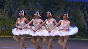 Una presentación única: Imágenes del Ballet Nacional de Guatemala interpretando “El Lago de los Cisnes”