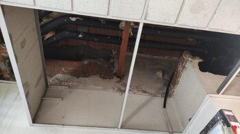 Placas de techo abiertas en