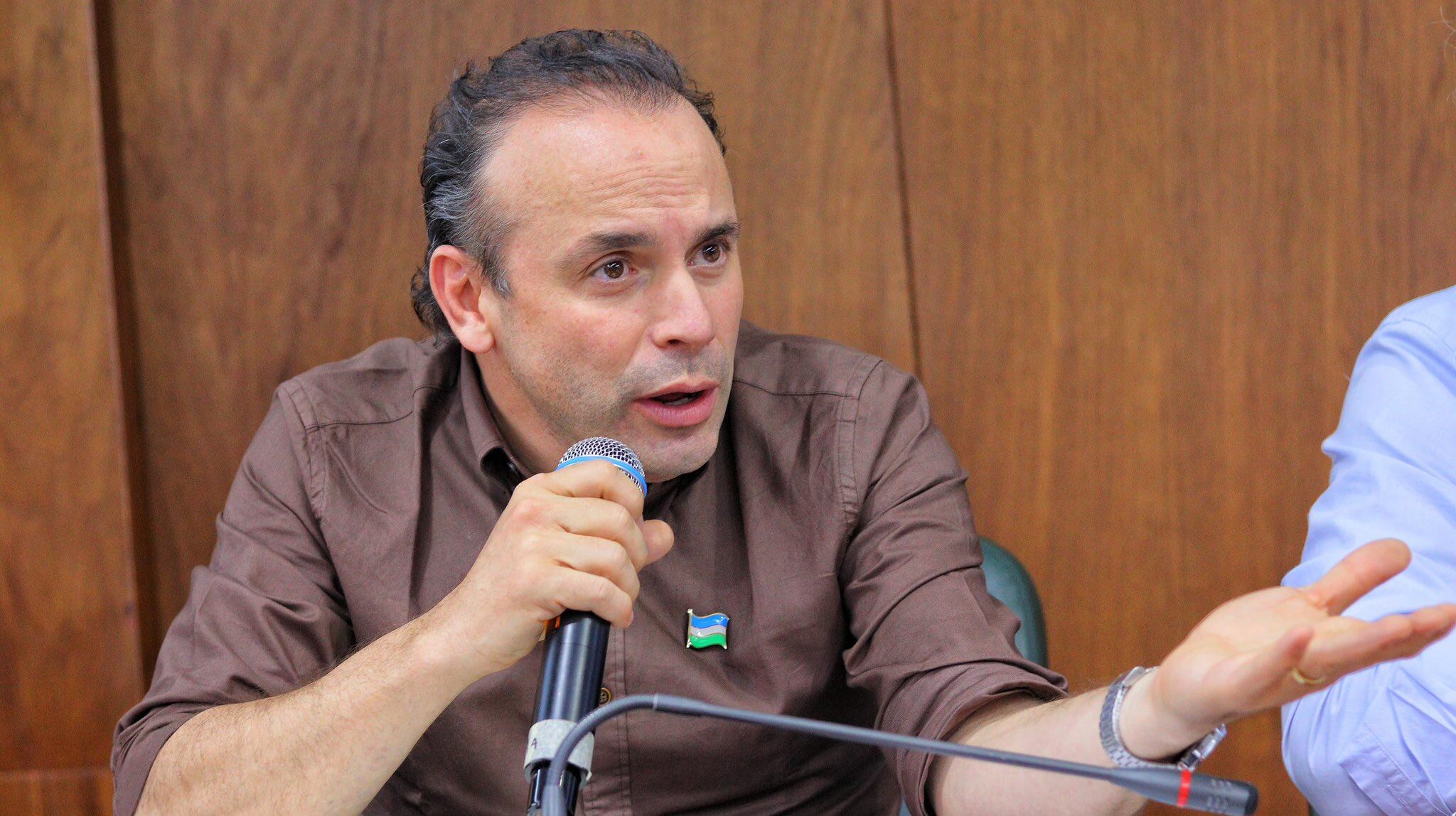 El alcalde Alejandro Eder destacó que estas medidas se toman para priorizar la seguridad de la ciudadanía - crédito @alejoeder/X