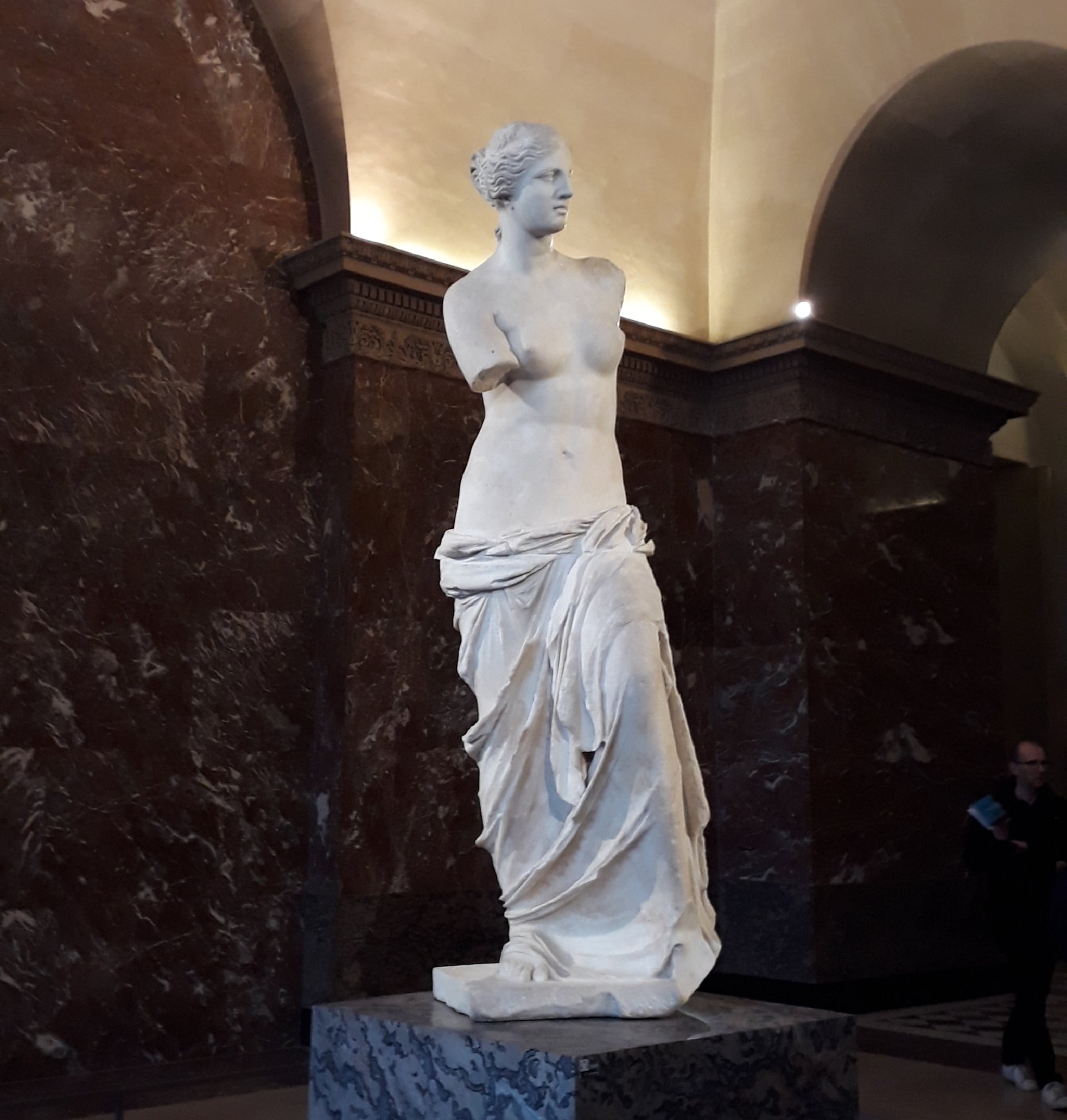 La evacuación de la “Venus de Milo” en el Louvre requirió una operación quirúrgica debido a su fragilidad (Foto: Wikipedia)