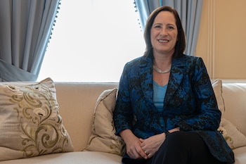 La embajadora de Estados Unidos