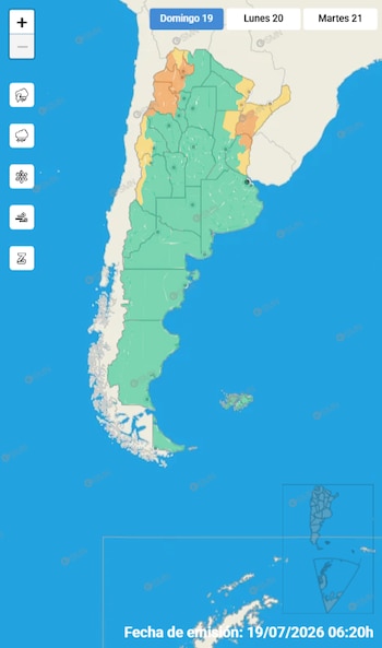 Mapa de Argentina con áreas coloreadas en verde, amarillo y naranja, íconos de lluvia, tormenta, nieve, viento y rayo, y la fecha 19/07/2026