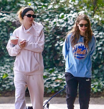 Celebrities Cara Delevingne, Minke