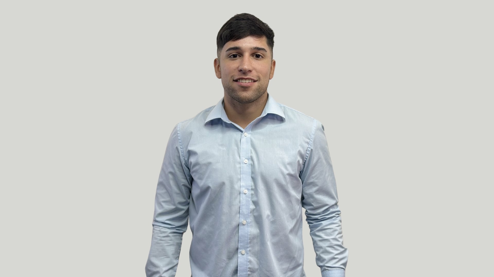 Julián Bernigola es técnico superior en comercio exterior y analista en una importadora de la industria gráfica (Foto: Movant Connection)