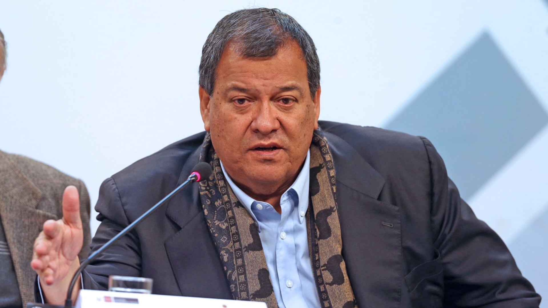 Nieto Montesinos enfatiza la importancia de reformas institucionales y el fortalecimiento del Estado en su campaña electoral. Foto: Andina.