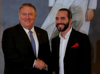 Mike Pompeo y Nayib Bukele (Foto: REUTERS/Jose Cabezas)