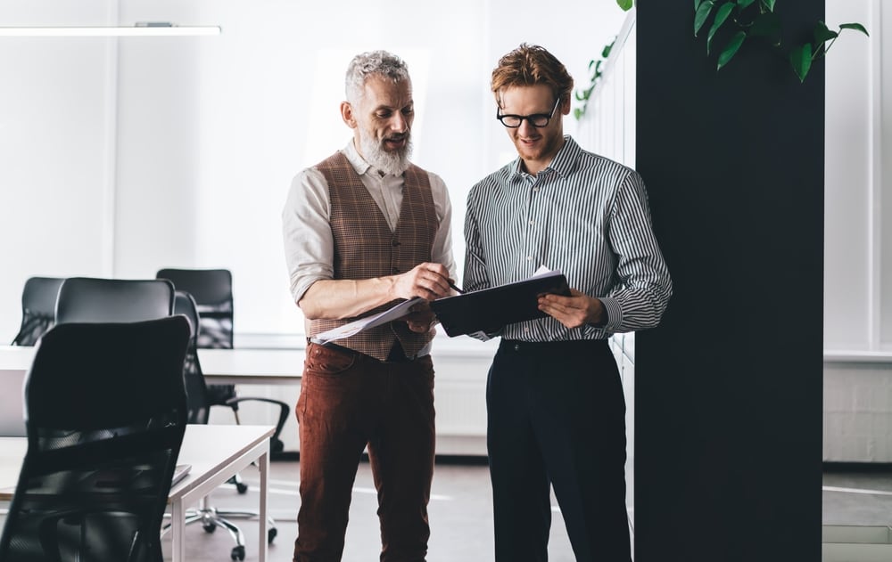 El impacto de la pandemia aceleró la adopción digital en la Generación Silver, fortaleciendo la confianza en trámites online y herramientas tecnológicas.