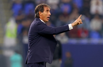 Soccer Football - Intercontinental Cup - Derby of the Americas - Botafogo v Pachuca - Stadium 974, Doha, Qatar - December 11, 2024 Pachuca coach Guillermo Almada reacts REUTERS/Ibraheem Al Omari