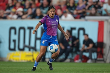 Rebeca Bernal es una futbolista mexicana nacida en 1998, actualmente defensora central o mediocampista defensiva ( Vincent Carchietta-Imagn Images via REUTERS)