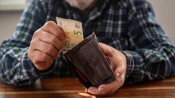 Un jubilado tiene que pagar