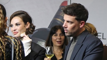 Jessica Bueno y Roberto Mendoza