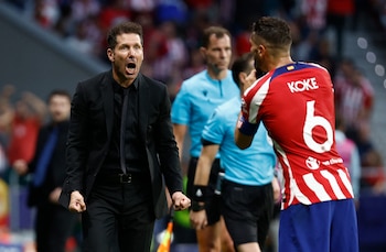 Diego Simeone se convertirá en el DT con más partidos de la historia del Atlético este sábado contra el Sevilla (REUTERS/Juan Medina)