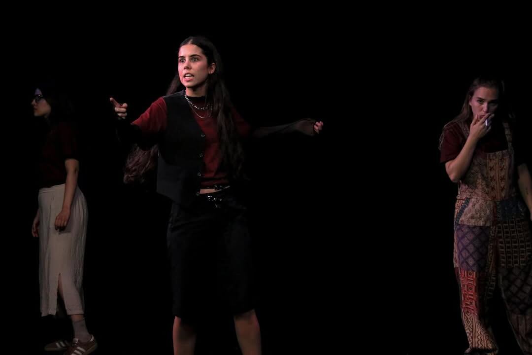 En escena, la actriz despliega una interpretación de alta intensidad que confirma su madurez artística (Will Santiago)