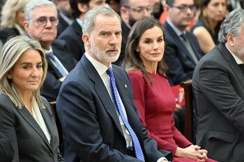El rey Felipe VI y la reina Letizia presiden la entrega de los Premios Nacionales del Deporte 2023 y 2024 (José Oliva / Europa Press)