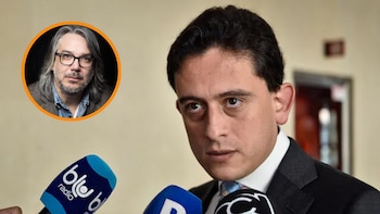 Mr Taxes contestó a mensajes