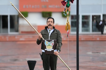 El Gobernador hizo público su