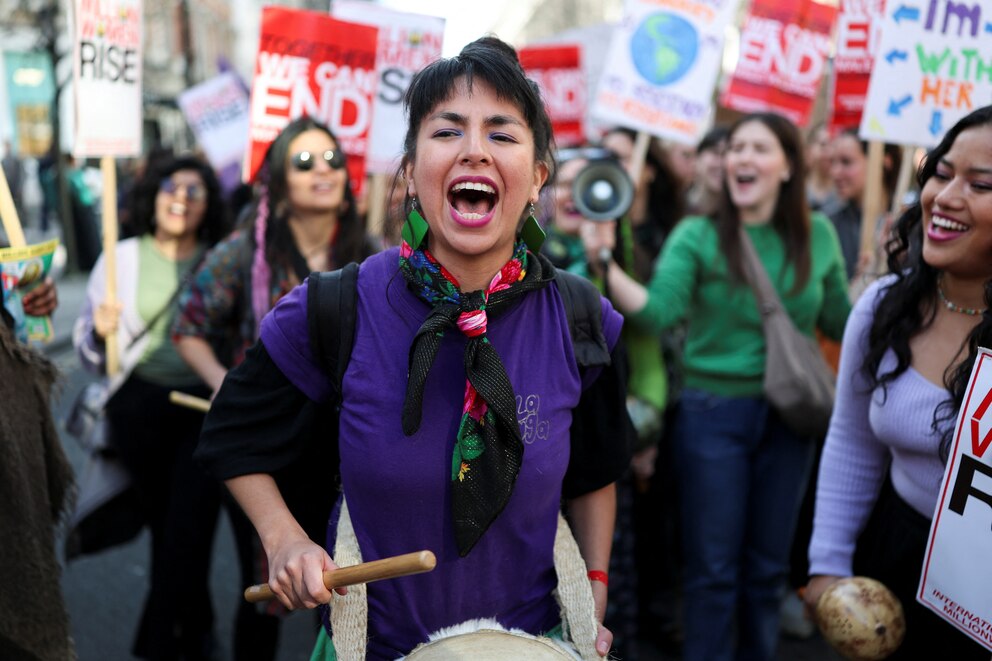 8M: miles de mujeres coparon las calles contra la violencia machista.