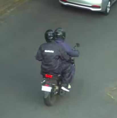 Los agresores escaparon de la escena del crimen a bordo de una motocicleta por la ruta de Circunvalación./ (AM Prensa)