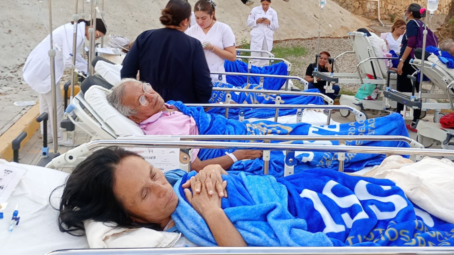 Usuarios reconocieron el compromiso del sector salud en medio de la emergencia. (X / @tori_noticias)