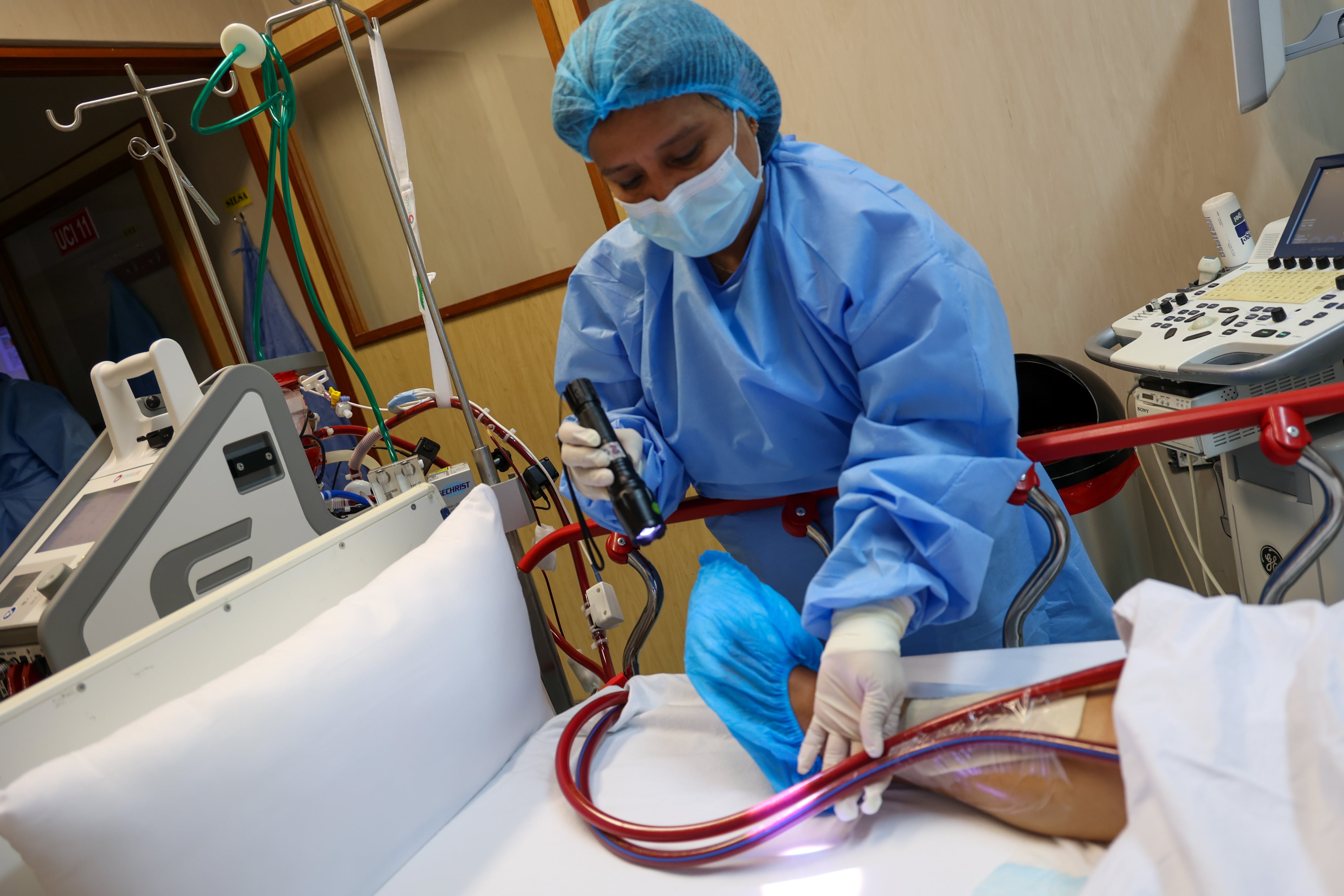 En la Fundación Cardiovascular de Colombia, Valentino recibió terapia ECMO como parte de las alternativas de manejo médico. - crédito EsSalud (referencia)