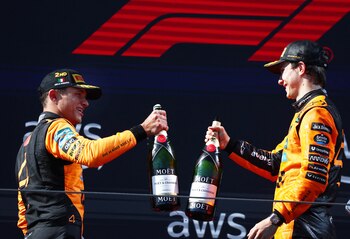 Piastri y Norris compartieron podio