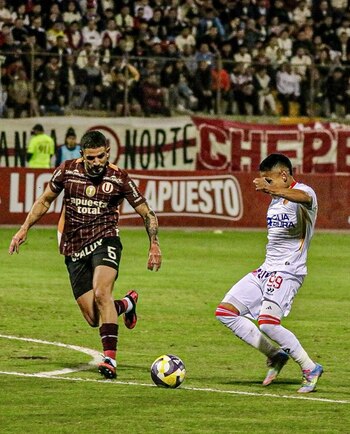 Raúl Ruidíaz no pudo marcar