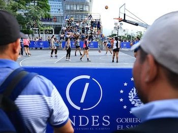La Federación Salvadoreña de Baloncesto