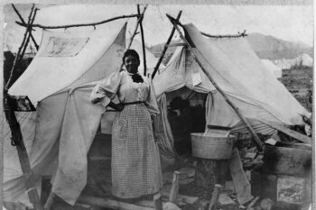 Tarjeta de navegación del clipper *California*, destacando su velocidad y lujo, promovida durante la fiebre del oro en California. El barco, construido por Samuel Hall, zarpaba de East River ofreciendo viajes rápidos y confiables a San Francisco. (By Unknown author - Museum of History and Industry/ Wikimedia).