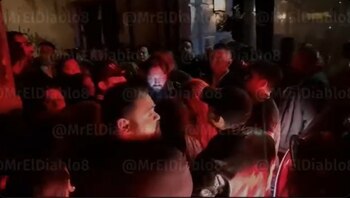 Empleados del lugar impiden la