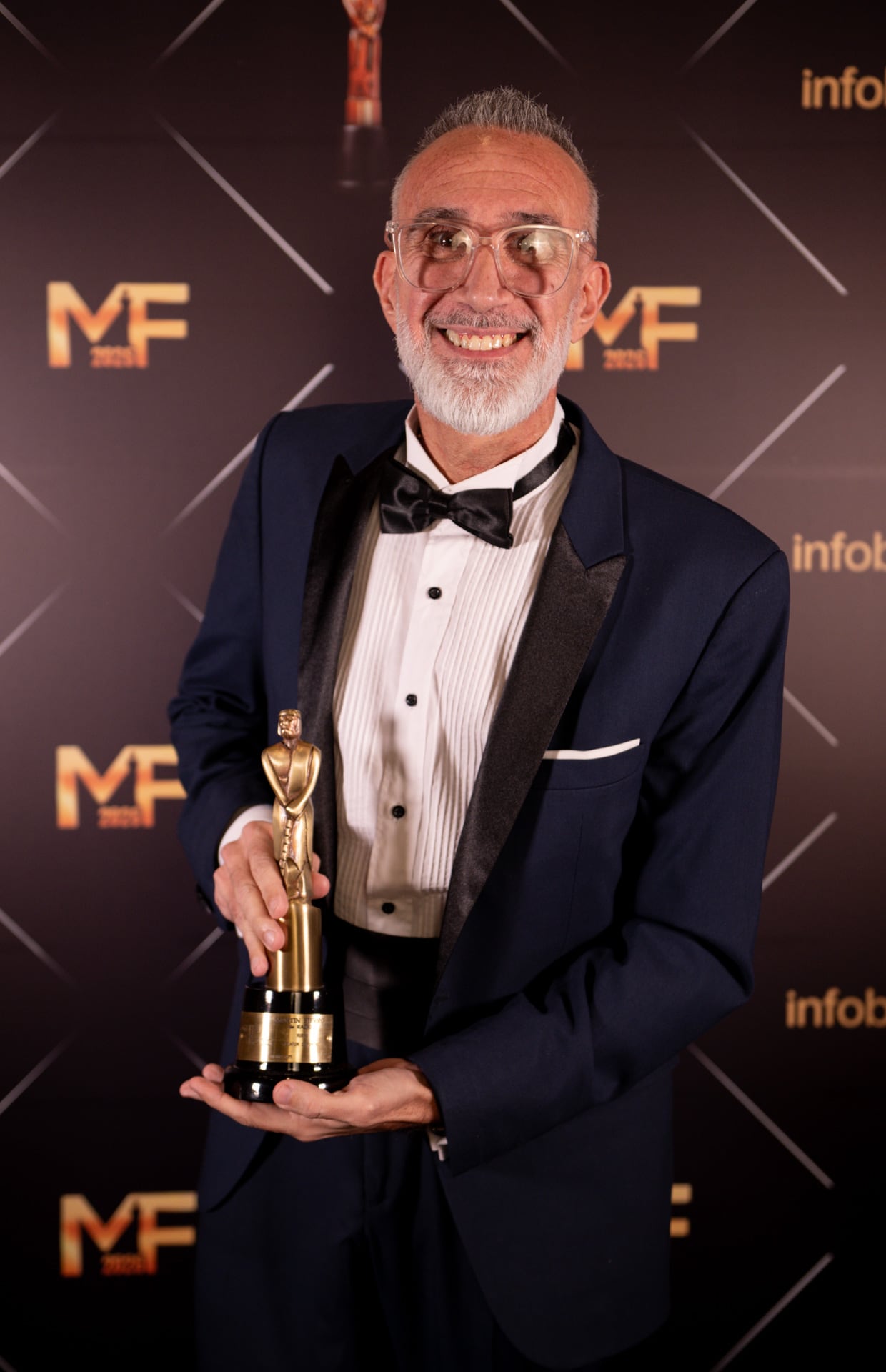 Gabriel Anello recibió el Martín Fierro a Mejor programa deportivo por Súper Mitre deportivo